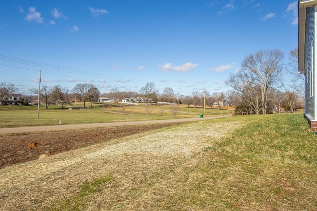 Building Photo - Charming One Story Retreat in Derryberry E...