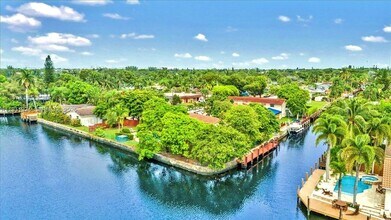 Building Photo - 2650 Scott St