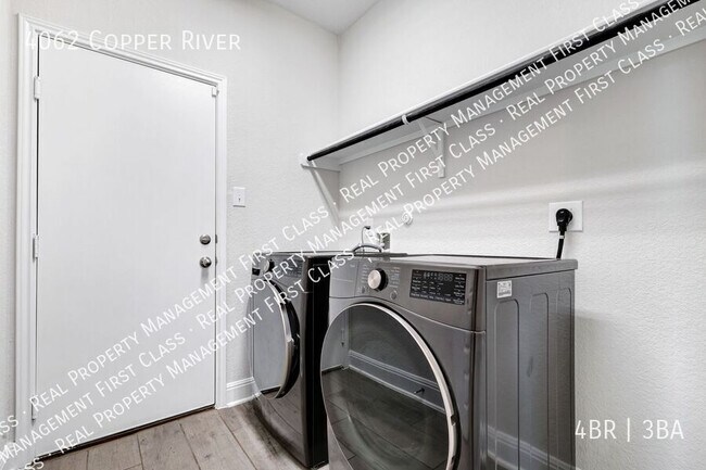Building Photo - 4062 Copper River