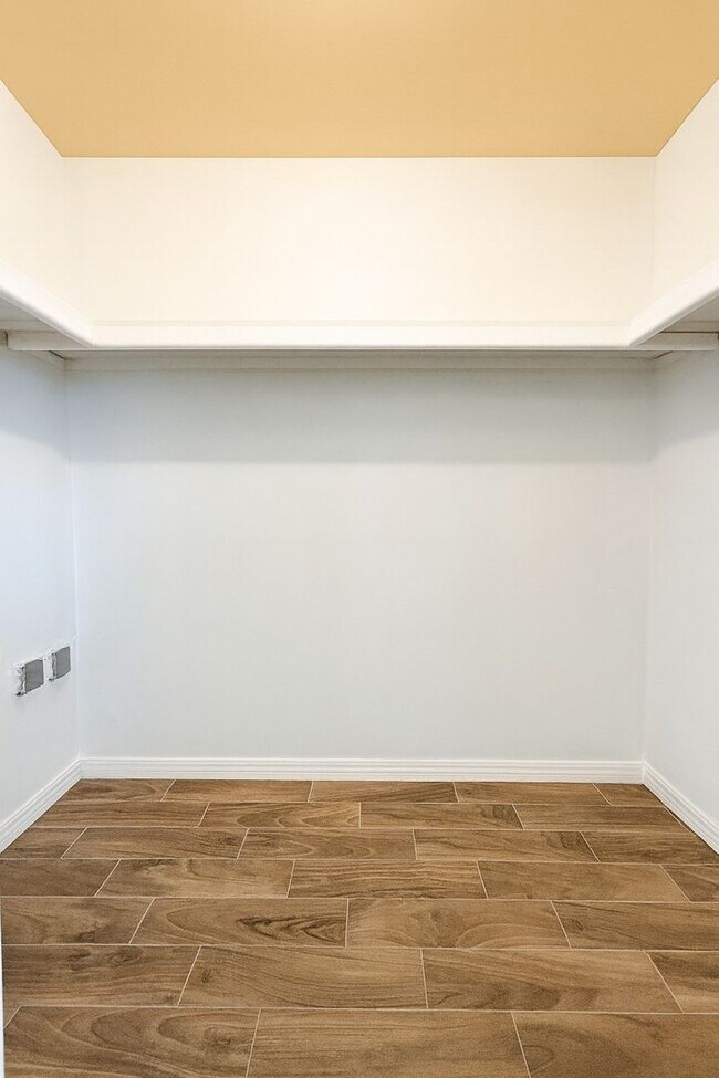 Building Photo - Stunning 3-Bedroom Pool Home in Lehigh – Completely Renovated with Resort-Style Living!