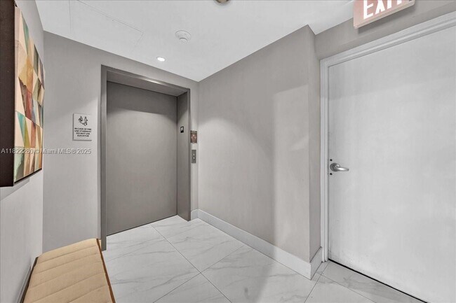 Building Photo - 16385 Biscayne Blvd