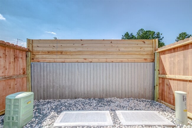 Building Photo - 4915 Paradigm Ln