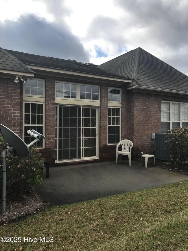 Building Photo - 3013 Braewood Ct