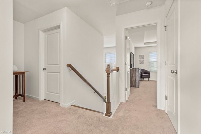 Primary Photo - 3 br, 2.5 bath House - 839 Regal Lane