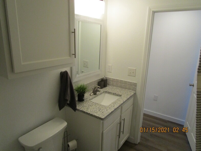 Building Photo - 410 S Villa San Marco Dr