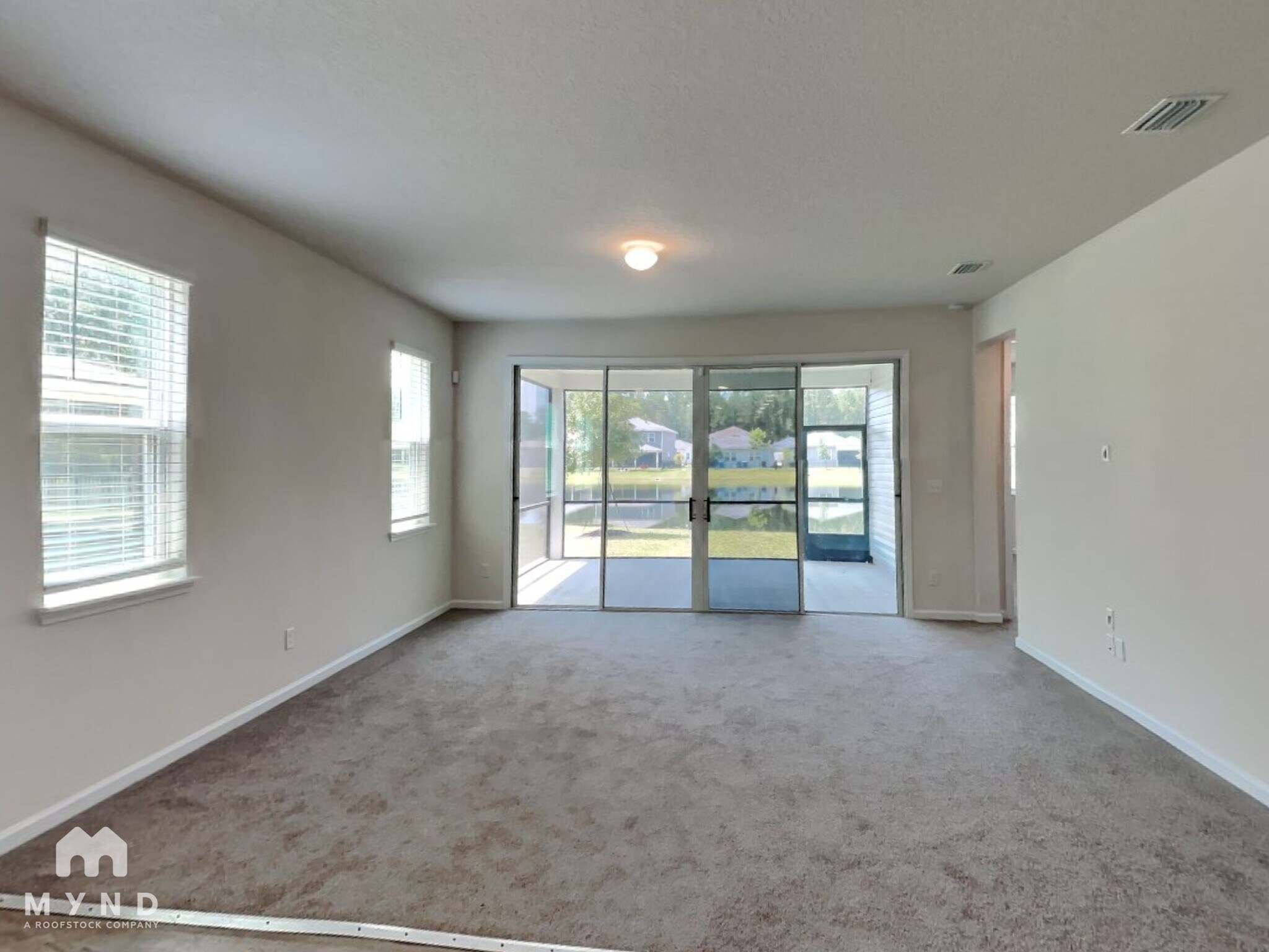 Building Photo - 2880 Alpin Dr