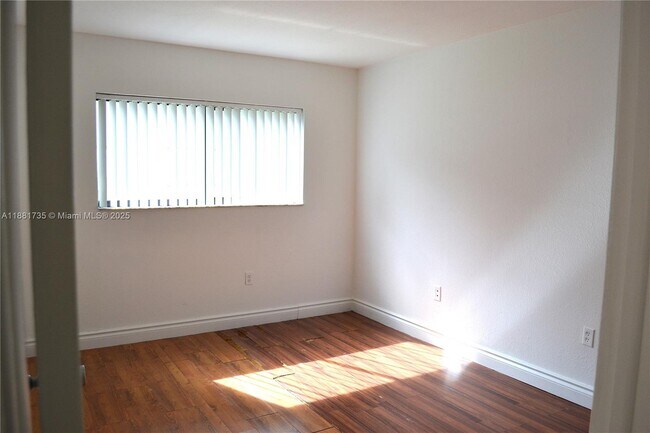 Building Photo - 7419 SW 152nd Ave