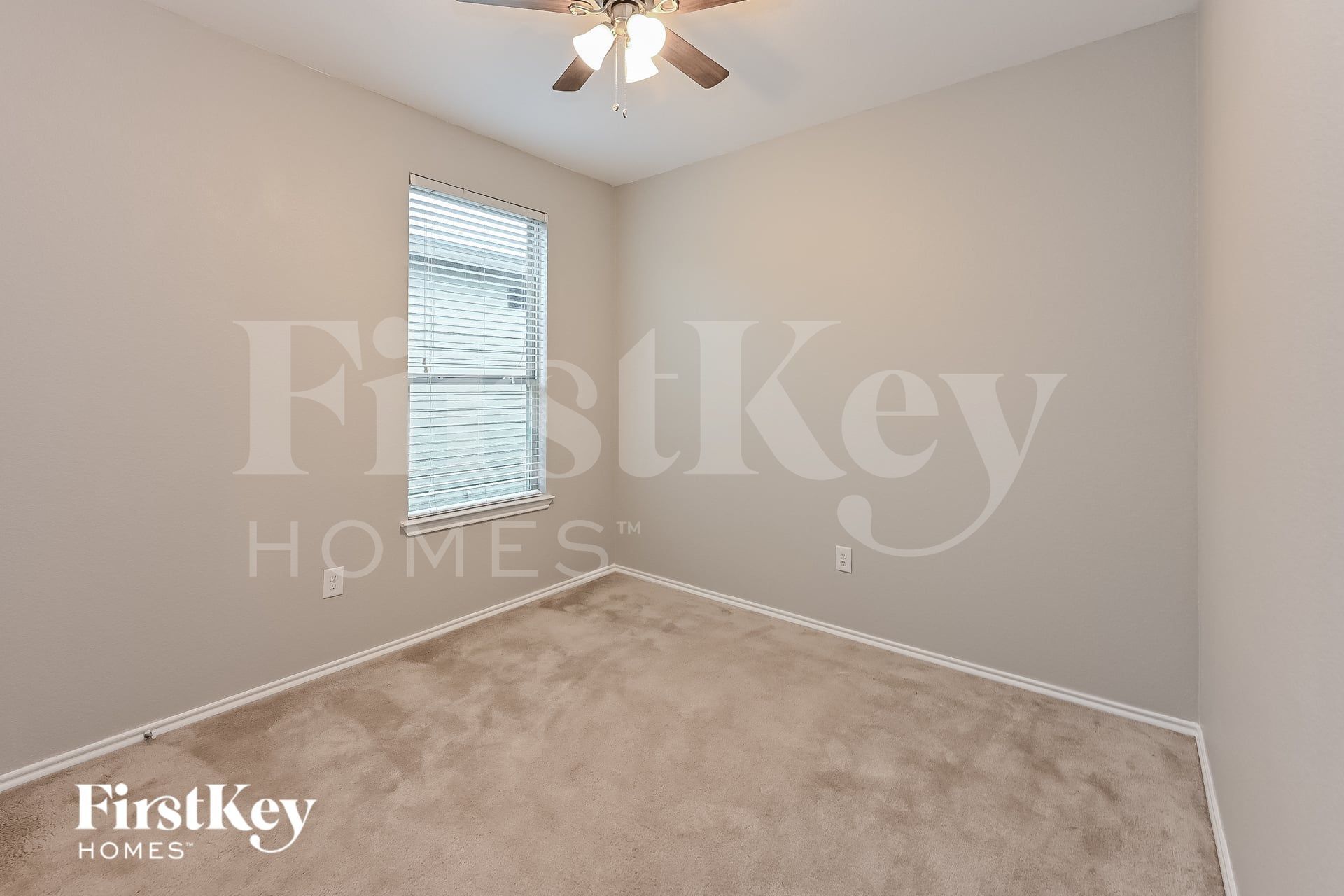 Building Photo - 14711 Myrtle Point Dr