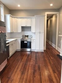 Building Photo - 917- 919 N Prieur