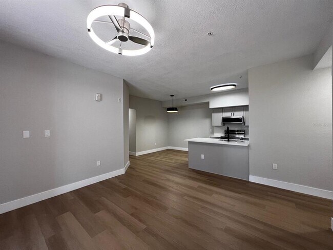 Building Photo - 13102 Mulberry Park Dr