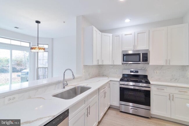 Building Photo - 21174 Domain Terrace