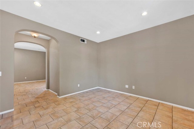 Building Photo - 81 Waterman