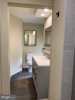 Building Photo - 278 Newtown Rd