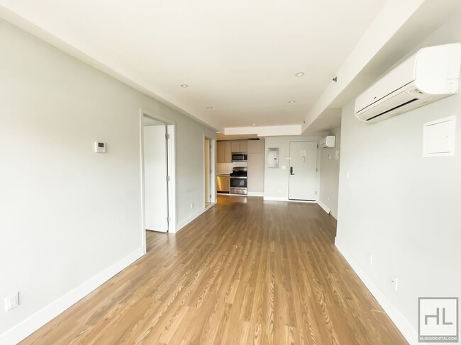 Building Photo - Bushwick Avenue / 2 Bedroom, 1 Bathroom / ...