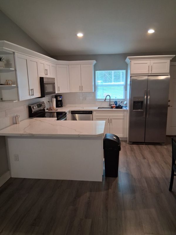Building Photo - 14870 SW 20th Pl