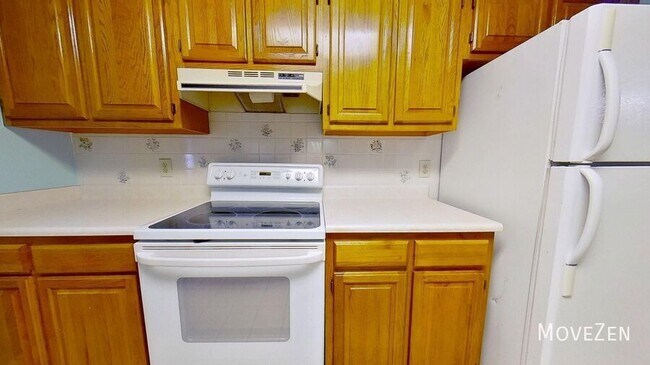 Building Photo - 6902 Persimmon Pl