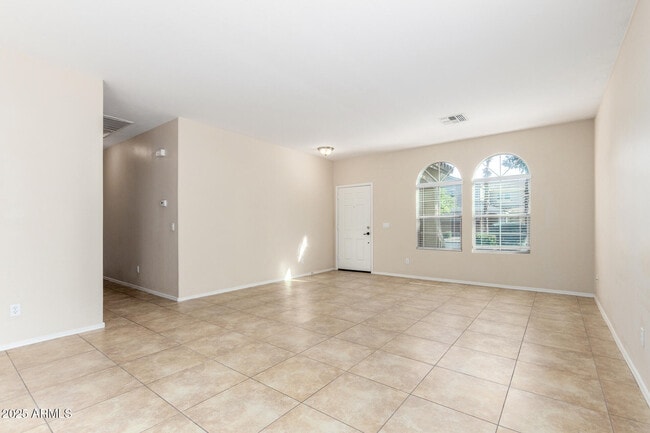 Building Photo - 4480 S Marble St