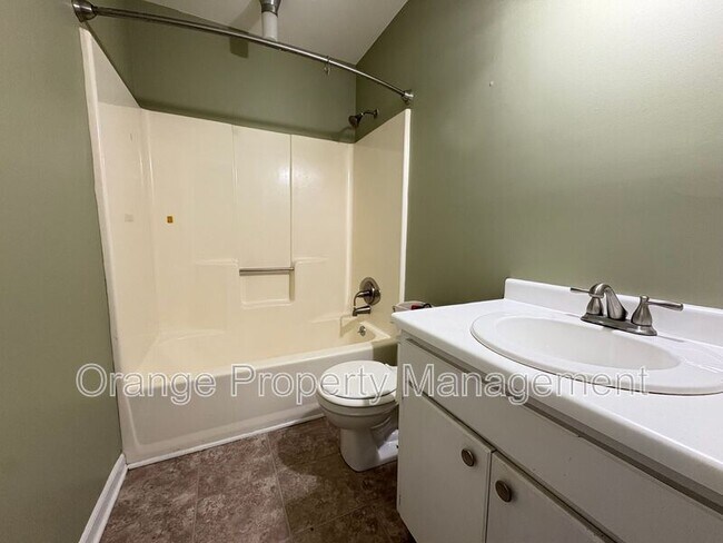 Building Photo - 343 Old Greenville Hwy