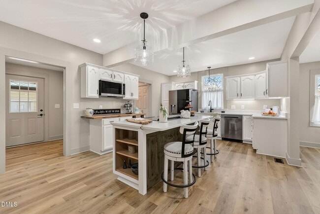 Building Photo - Earn Wealth While Leasing - Like a Homeowner - Lease to Own