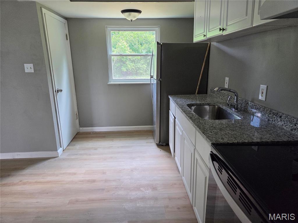 Building Photo - 10458 Spring Garden Dr