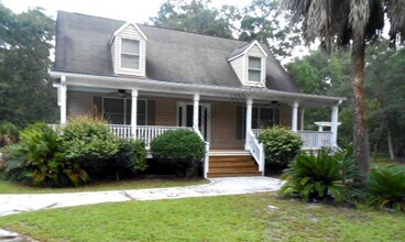 Building Photo - Three Bedroom Lowcountry-Style Home on 1 Acre of Land