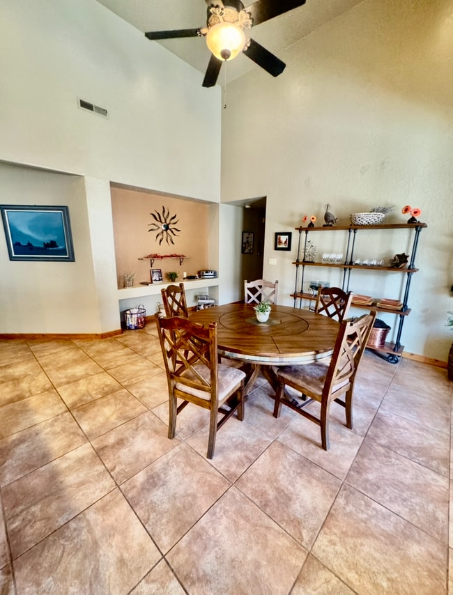 Building Photo - 3369 S 1100 W