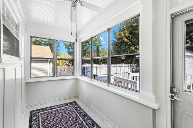 Building Photo - Bright & Comfortable North Providence Sing...