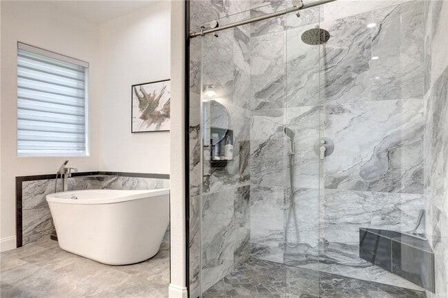 Building Photo - 7785 Grand Oak Cir