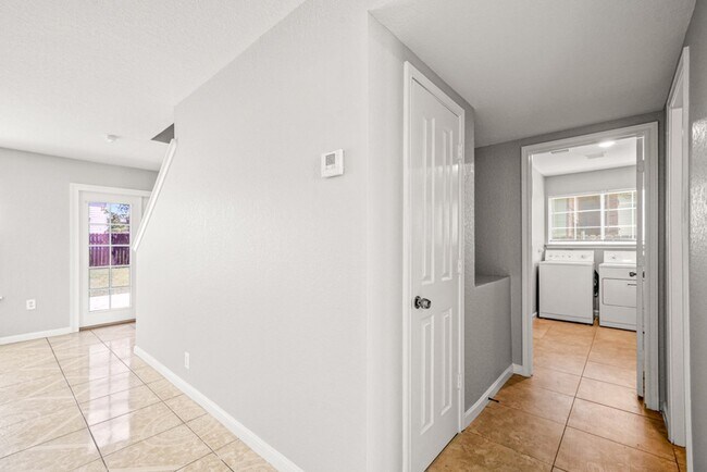 Building Photo - Four Bedroom Rental in Bridgewood!
