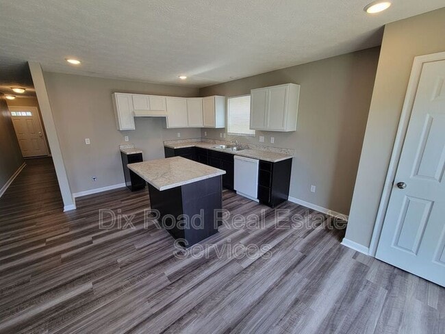 Building Photo - 2131 Pumpkin Ridge Ct