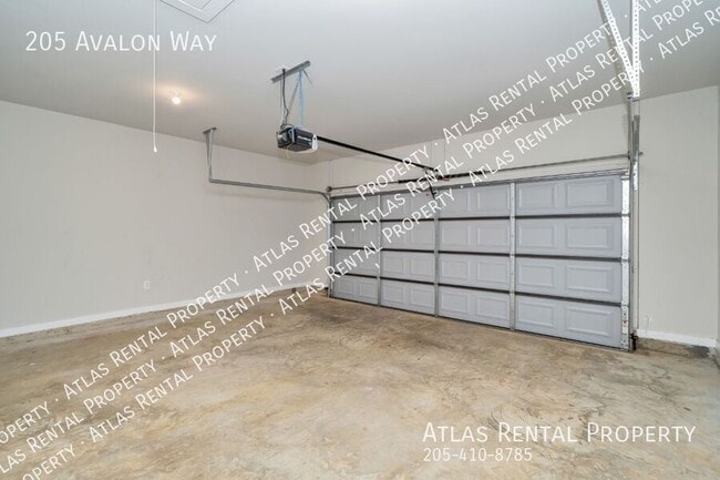 Building Photo - 205 Avalon Wy