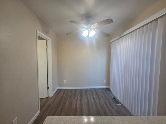 Building Photo - 20077 Redwood Rd