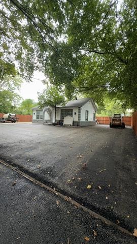 Building Photo - 306 Broadmoor Ave