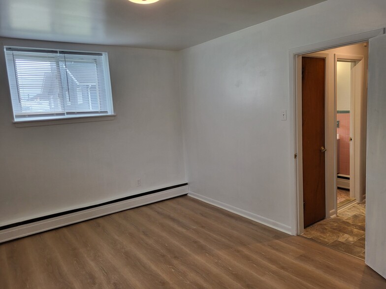 Building Photo - 209 NJ-168