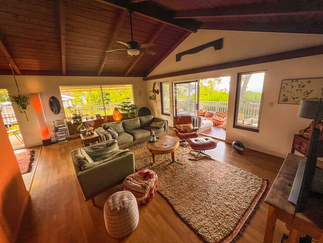 Building Photo - 628 Mililani Pl