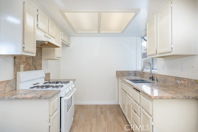 Building Photo - 1251 S Meadow Ln