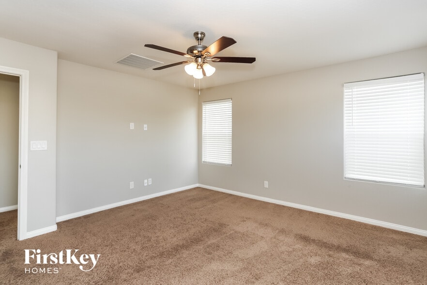 Building Photo - 4340 Stardusk Falls Ave