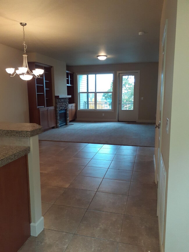 Building Photo - 1523 Lincoln St