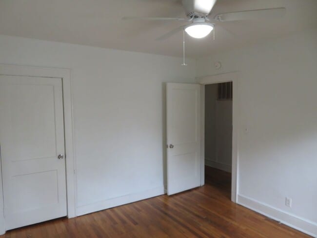 Building Photo - 815 Floral Ave