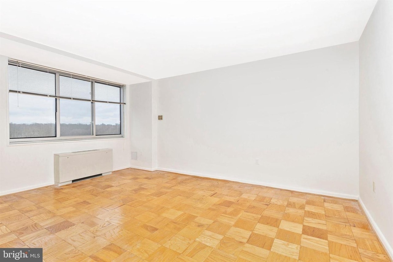 Building Photo - 10500 Rockville Pike