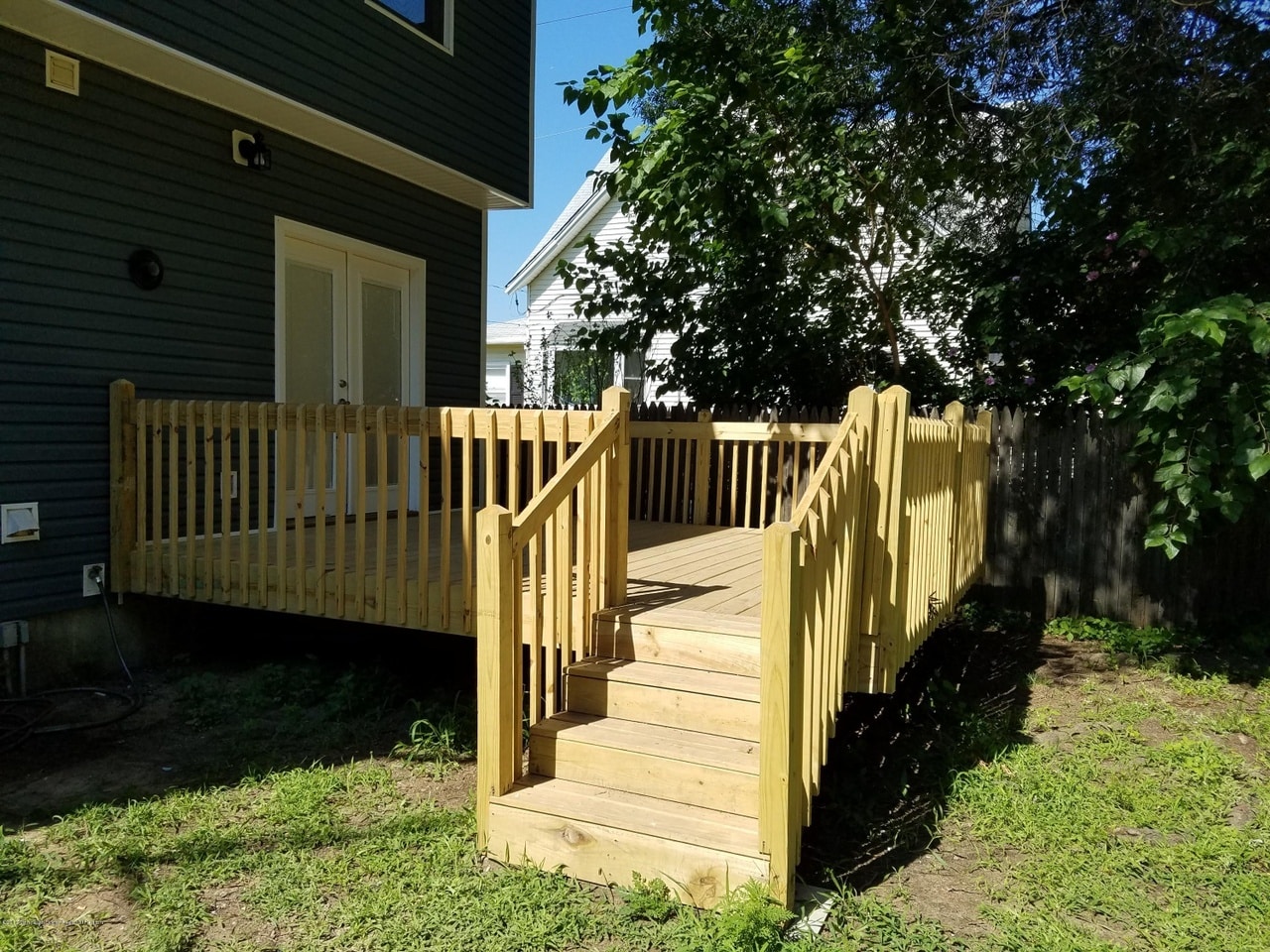 Deck - 141 Seeley Ave