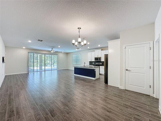 Building Photo - 521 Brunswick Dr