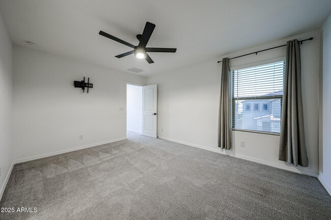 Building Photo - 3332 W Dunbar Dr
