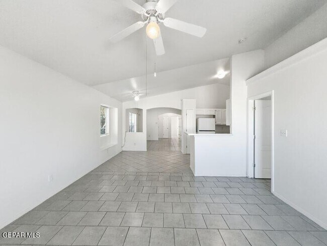 Building Photo - 11621 Gypsum Hills Cir