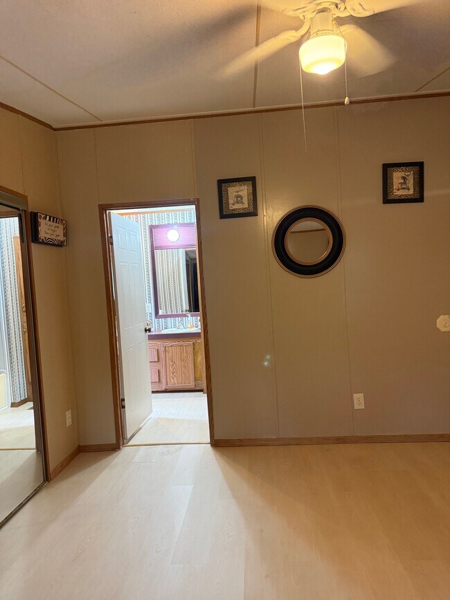 Building Photo - 3077 W Tanager Ct