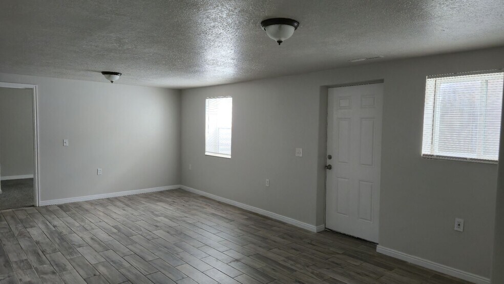 Building Photo - 238 N 300 W