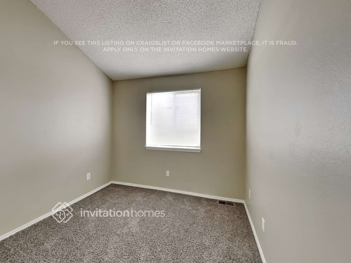 Building Photo - 9359 Daystar Terrace