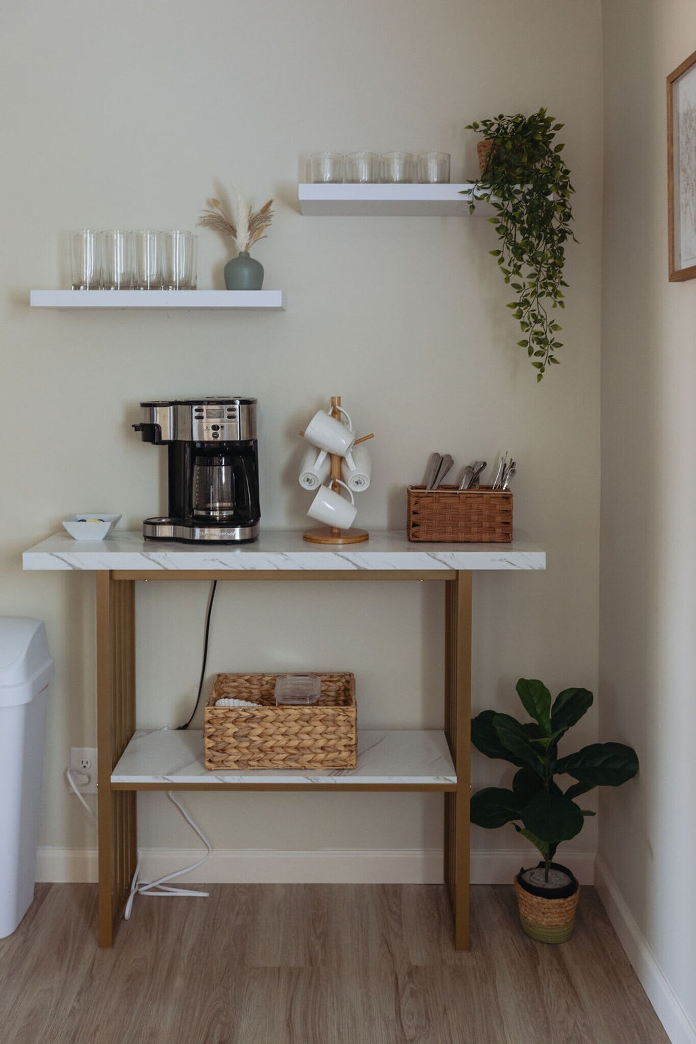 Building Photo - 308 Lamont St