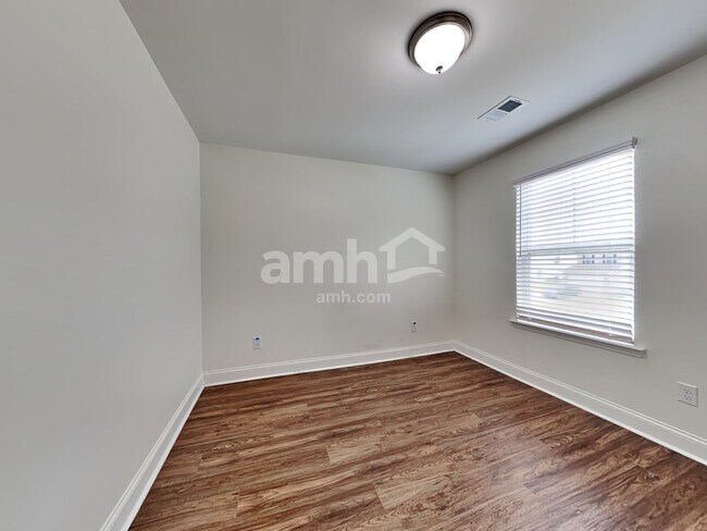 Building Photo - 300 Bering Ln