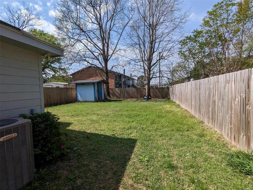 Building Photo - 5908 Carmel Dr